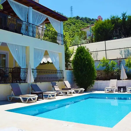 Rose Villa